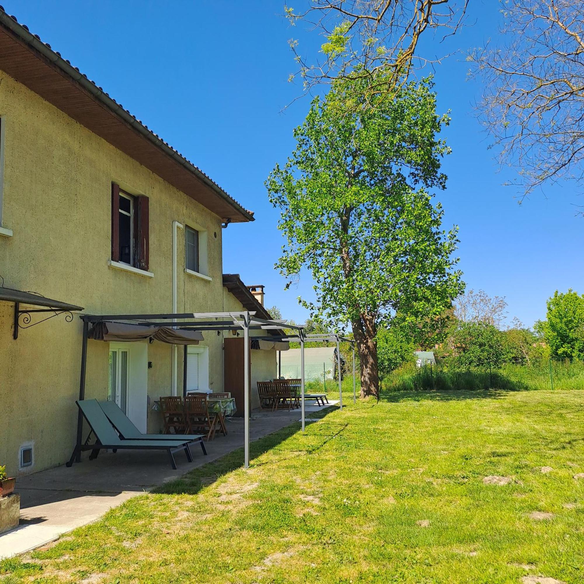 Gites De L'Akwaba Buzet-sur-Baise Exteriér fotografie